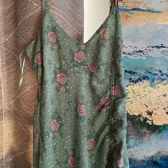 HELLO MOLLY Know My Worth Maxi Dress Floral Ruffle Ruched, Size L Green NWT - Picture 12 of 15